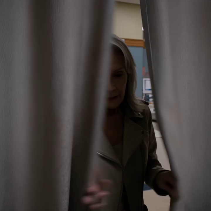 My granddaughter called me from the hospital at 3:17 in the morning, and by the time I reached the ER, I already knew this was the night everything in our family was about to come into the light