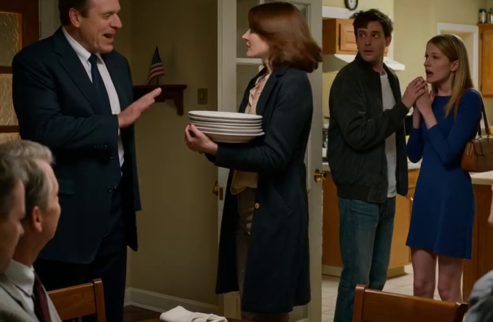 My Dad Made Me Carry Plates At Family Dinner And Warned Me Not To Ruin My Brother’s Big Night. I Stayed Quiet Until His Girlfriend Walked In, Looked Straight At Me, And Froze Before She Said Hello. SHE KNEW EXACTLY WHO I WAS.