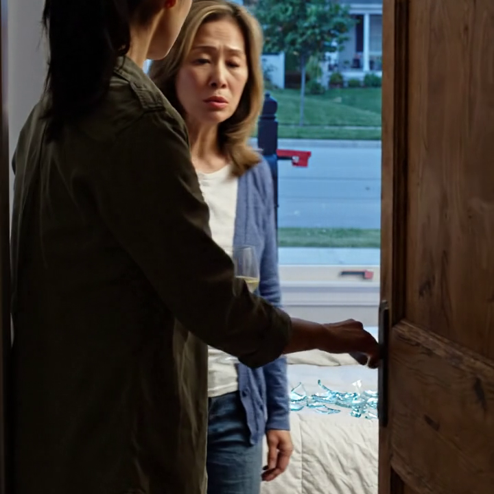 After Paying $9,000 For My Sister’s Tuition, I Came Home To Find My Room Empty; Mom Said, “Your Job Is Done. Get Out!” And Threw A Glass At Me; Weeks Later, My Dad Started Calling Me Frantically Because…